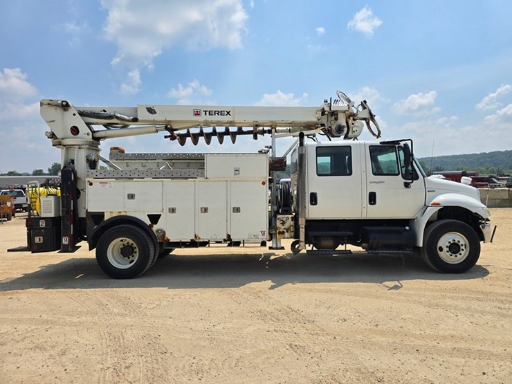 2009-international-durastar-4400-image-6