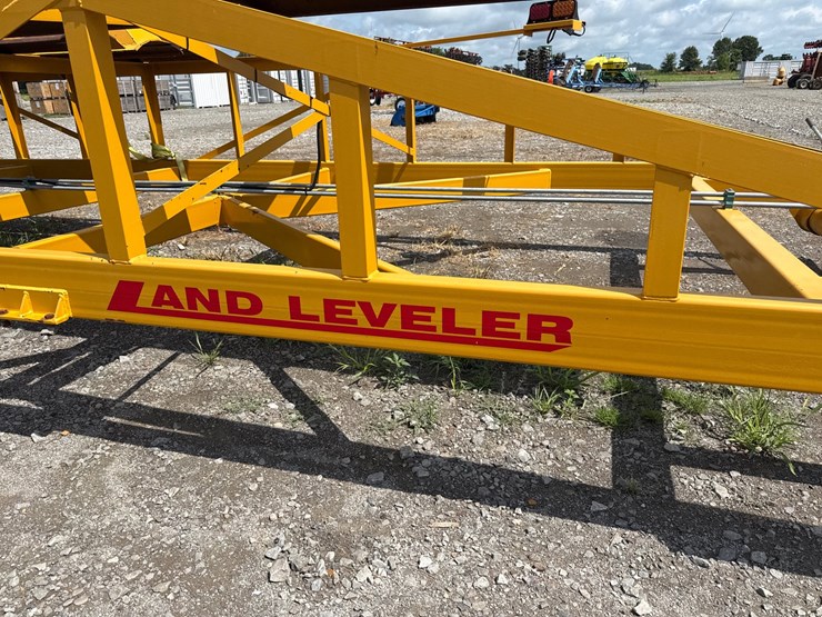 #421-•-hughes-ll2035-20'x35'-land-leveler-inv#-42746-image-13