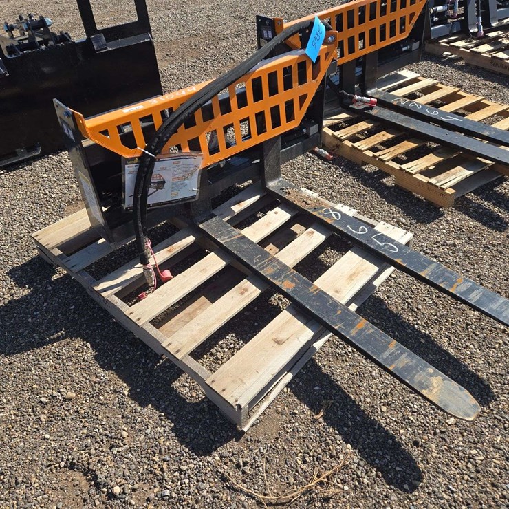 Skid Steer Quick Attach Hydraulic Pallet Forks