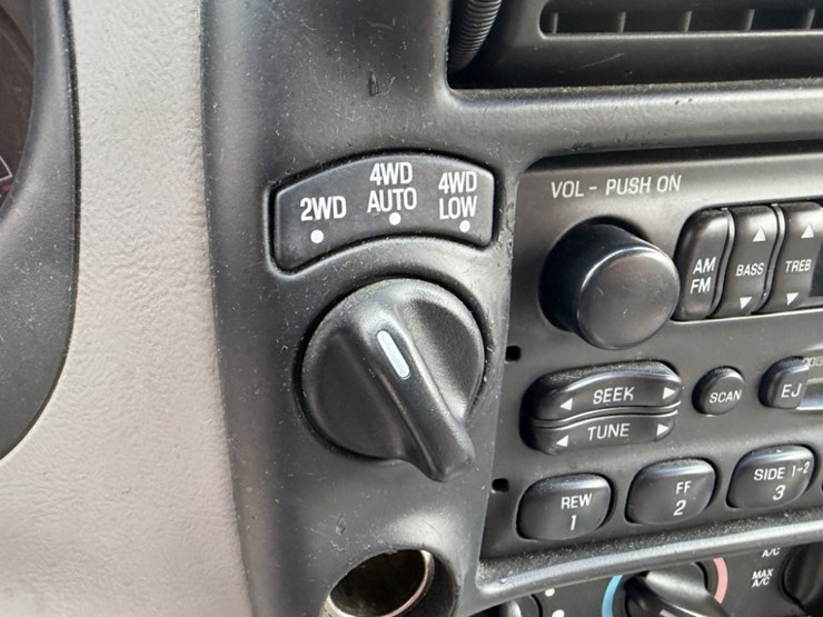 1996-ford-explorer-image-29