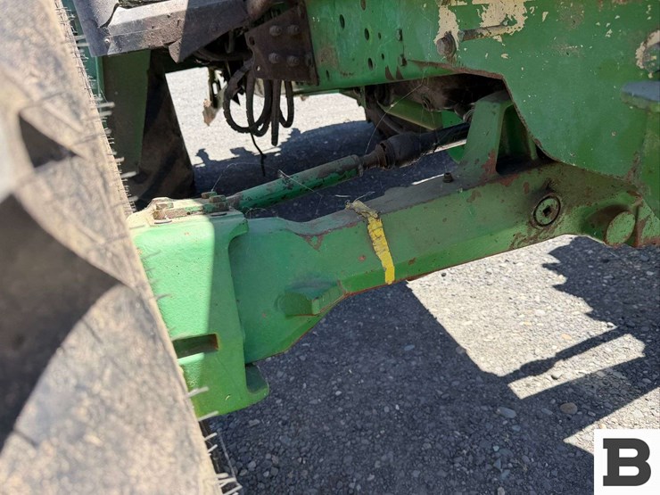 john-deere-6210-image-27