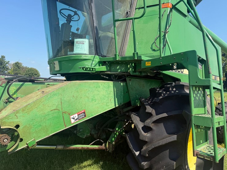 1990-john-deere-9600-image-36