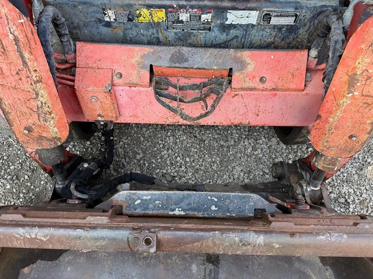 2014-kubota-svl75-2-image-10
