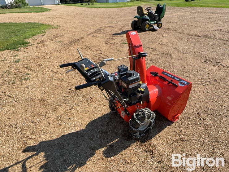 ariens-deluxe-28-snow-blower-image-5