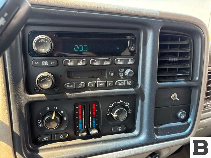 2005-gmc-yukon-xl-image-26