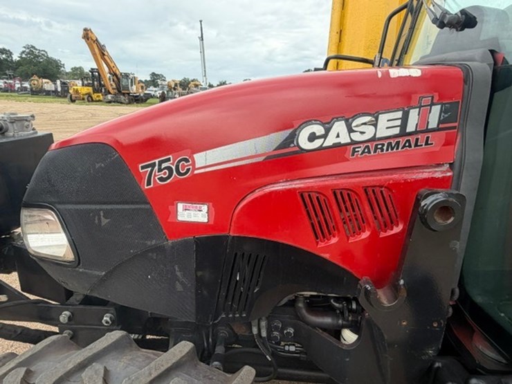 #39100-•-case-75c-tractor-image-17