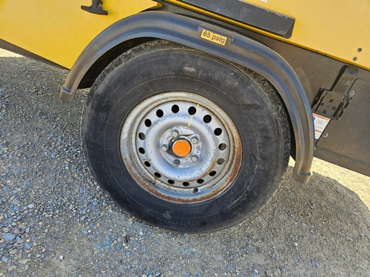 2015-kaeser-m100-image-26