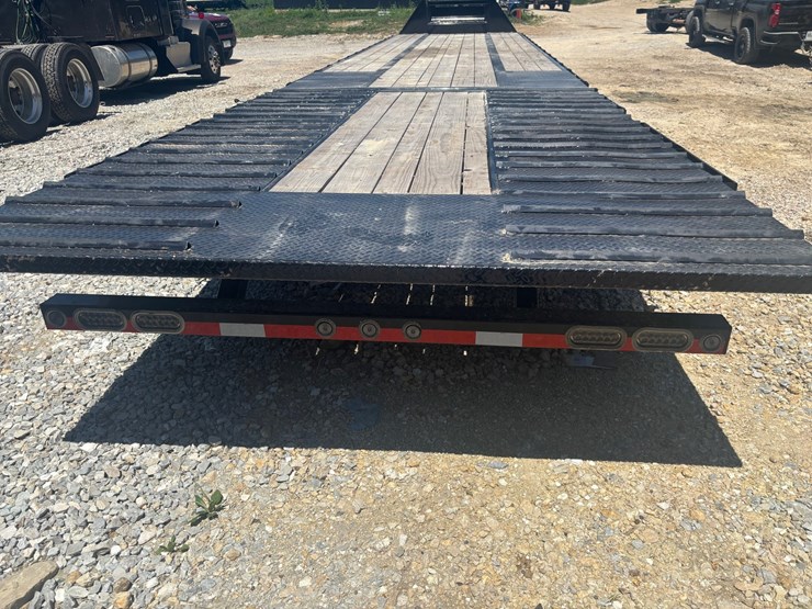 2026-gooseneck-load-trail-image-14