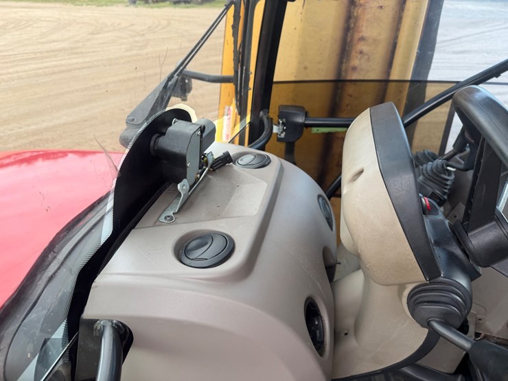 #39101-•-case-75c-tractor-image-50