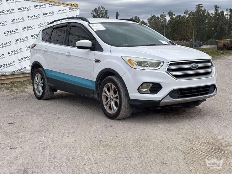 2017-ford-escape-image-2
