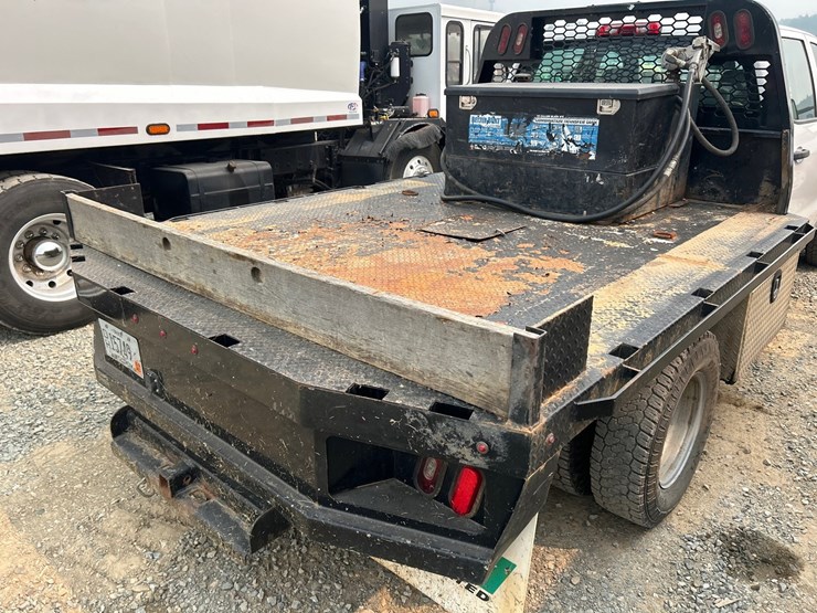 2019-chevrolet-silverado-3500hd-image-17