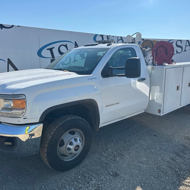 2017 GMC 3500HD