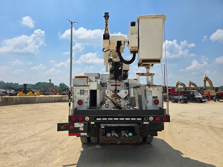 2010-international-durastar-4400-image-4