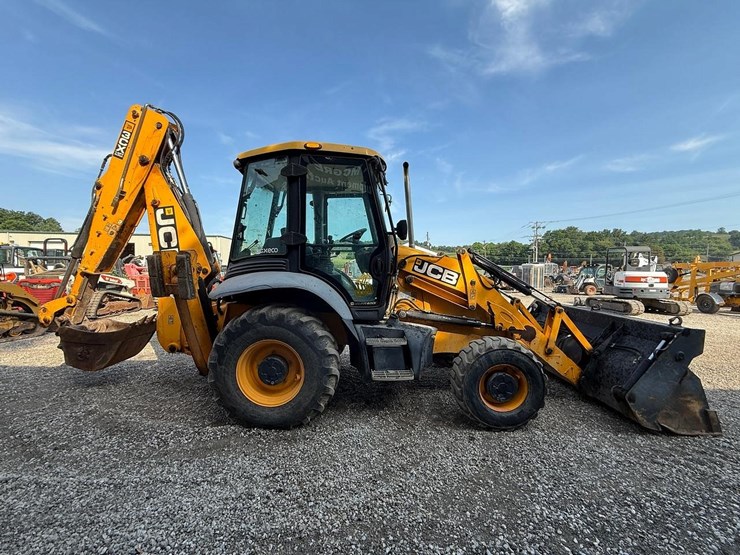 jcb-3cx14-image-5