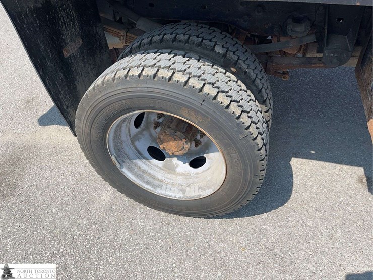 2008-ford-f550-image-18