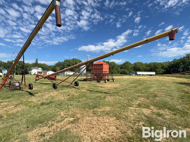 westfield-mk100-61-swing-hopper-auger-image-8