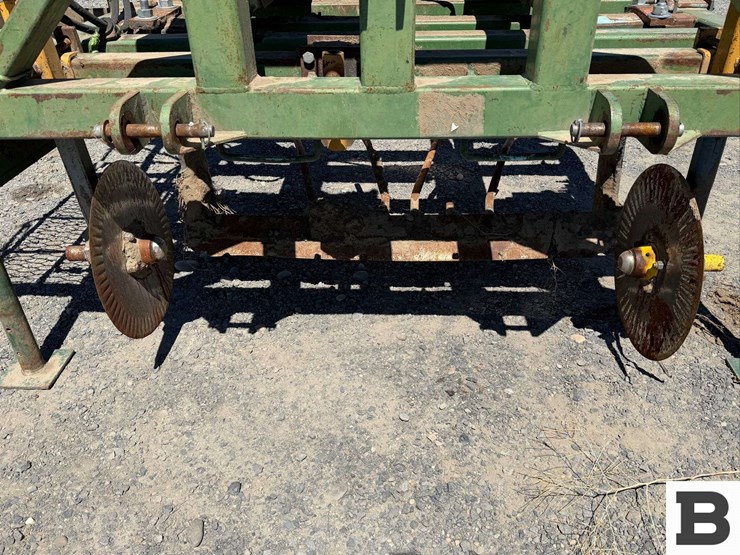 kennco-plastic-mulch-retriever-image-9