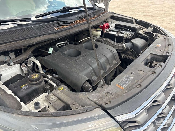 2017-ford-explorer-image-9