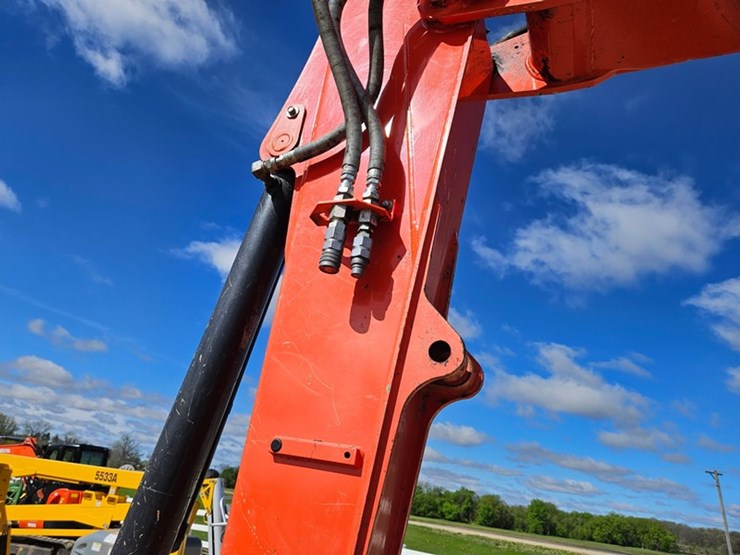 kubota-kx080-4-image-11
