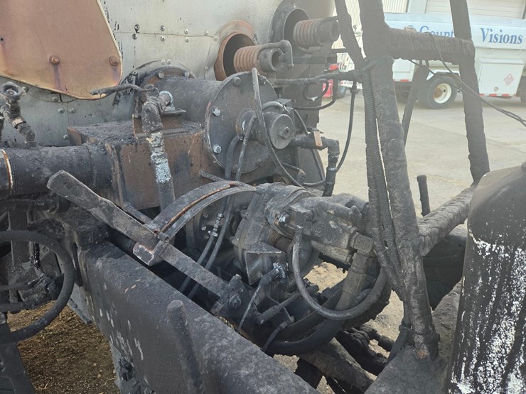 1991-ford-l8000-image-39