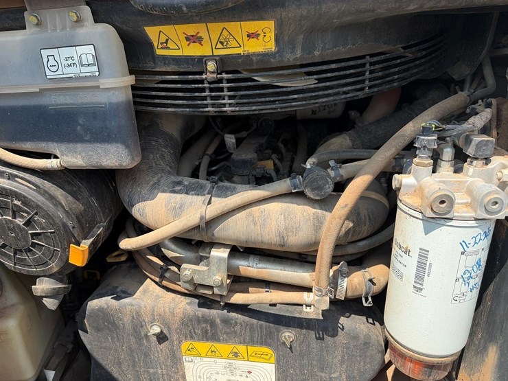 2024-bobcat-t86-image-14