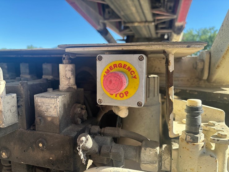 mack-rd688s-image-79