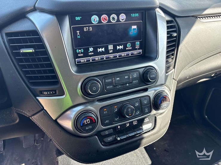 2018-chevrolet-tahoe-image-15