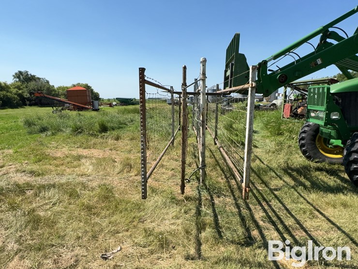 14/16-steel-livestock-gates-image-8