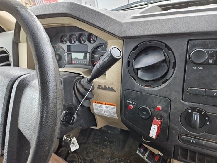 2008-ford-f550-image-44