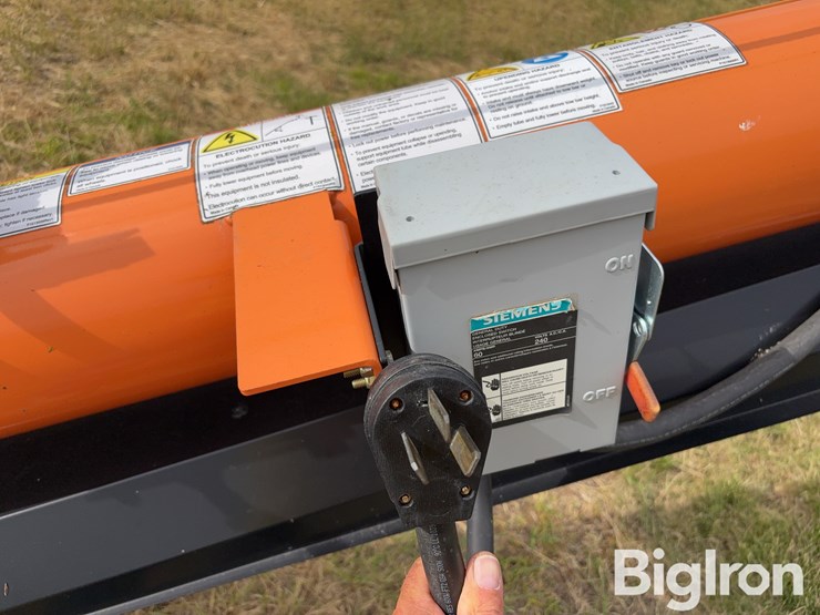 agi-batco-tcx-1232-electric-conveyor-image-13