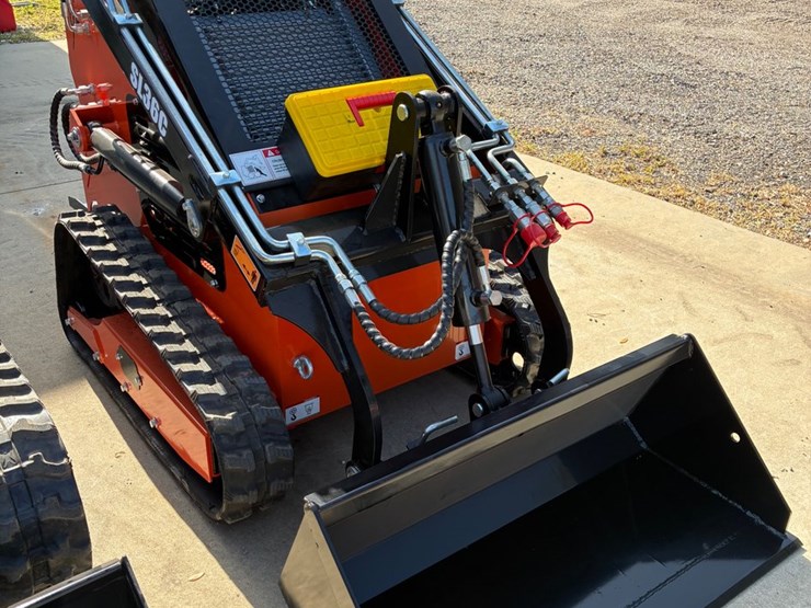 #9948-•-skid-steer-loader-image-7