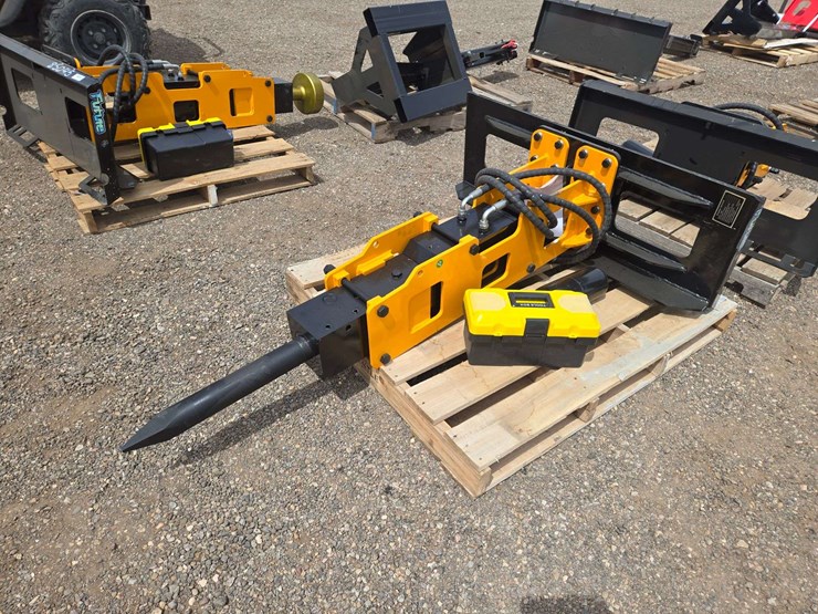 future-ft-p680-skid-steer-breaker-image-4