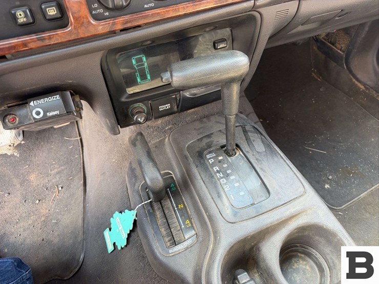 1997-jeep-grand-cherokee-image-22
