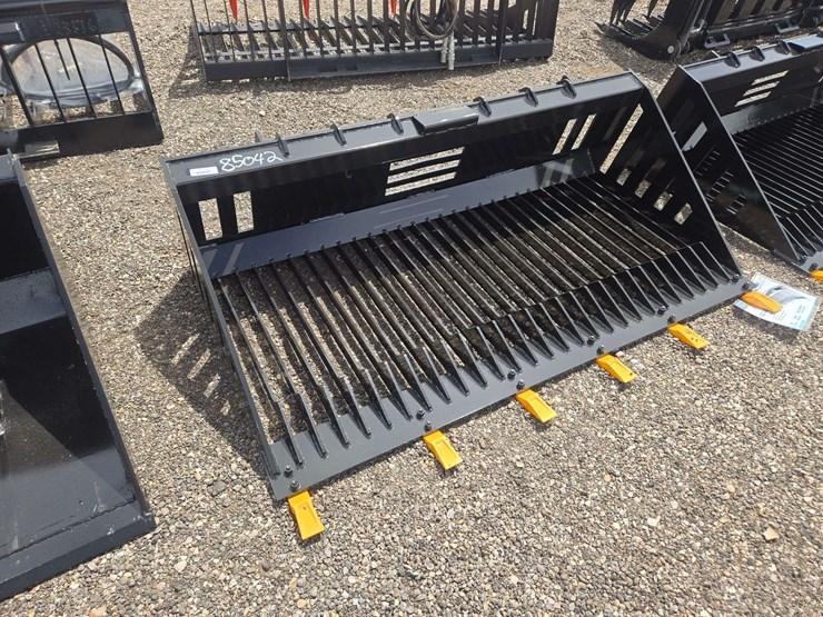 future-ft-rb66-skid-steer-rock-bucket-image-1