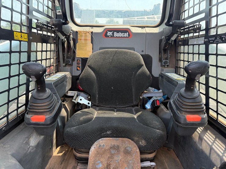 2024-bobcat-t86-image-19