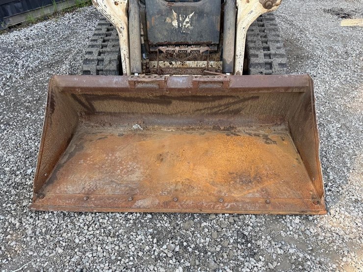 2023-bobcat-t64-image-9