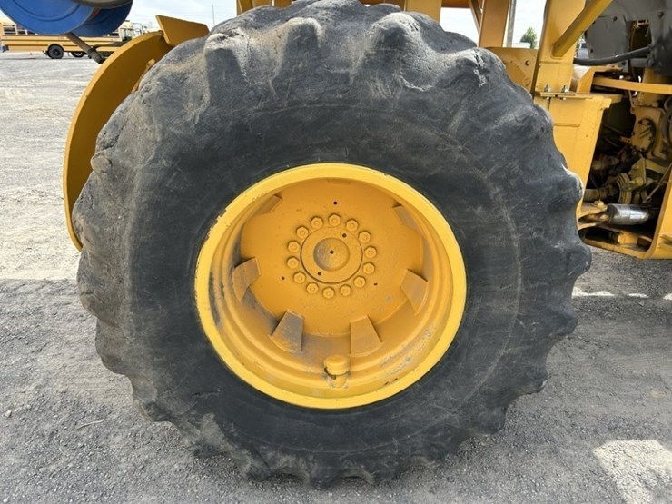 john-deere-740-image-13