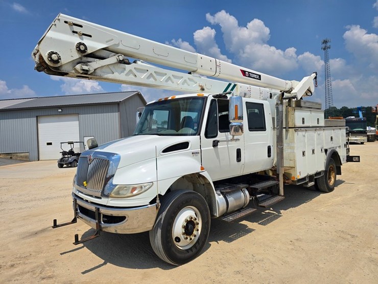 2010-international-durastar-4400-image-1