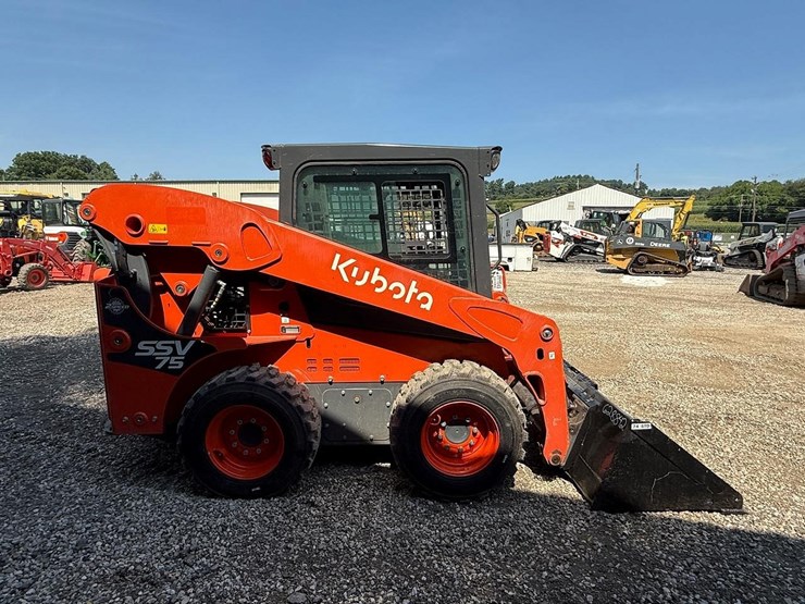 2024-kubota-ssv75-image-5