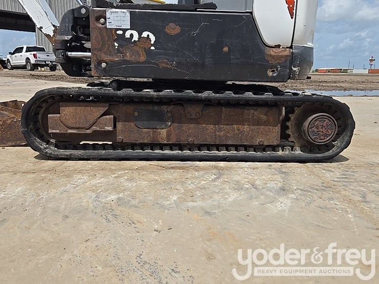 2019-bobcat-e20-image-10