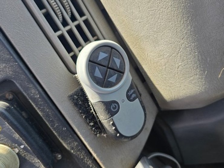 2009-international-durastar-4400-image-38