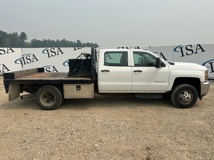 2019-chevrolet-silverado-3500hd-image-6
