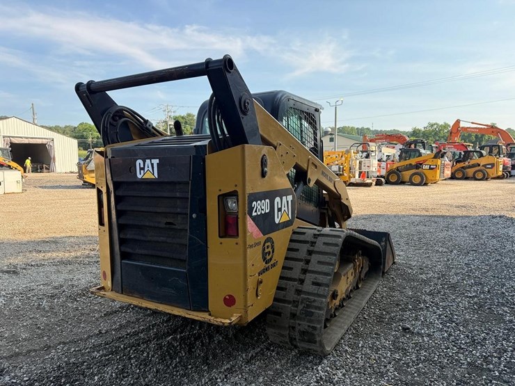 2017-caterpillar-289d-image-4