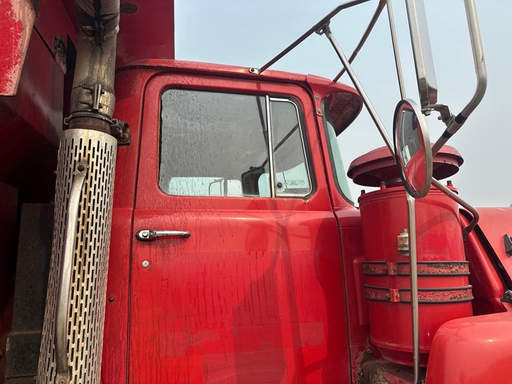 1997-mack-dm688s-image-14