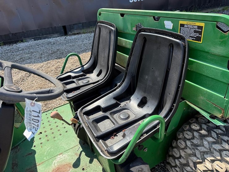 john-deere-gator-image-15