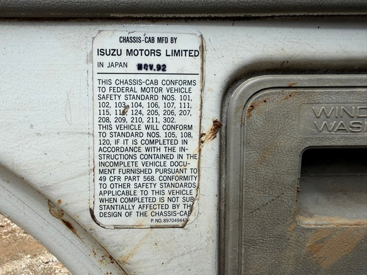 1993-isuzu-npr-image-110