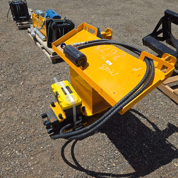 2026 Skid Steer AP680 Breaker Hammer