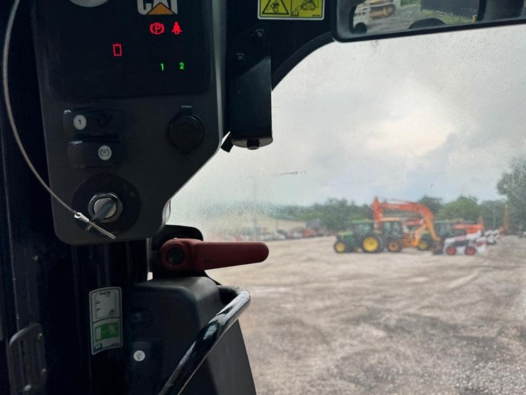 2008-caterpillar-246c-image-18