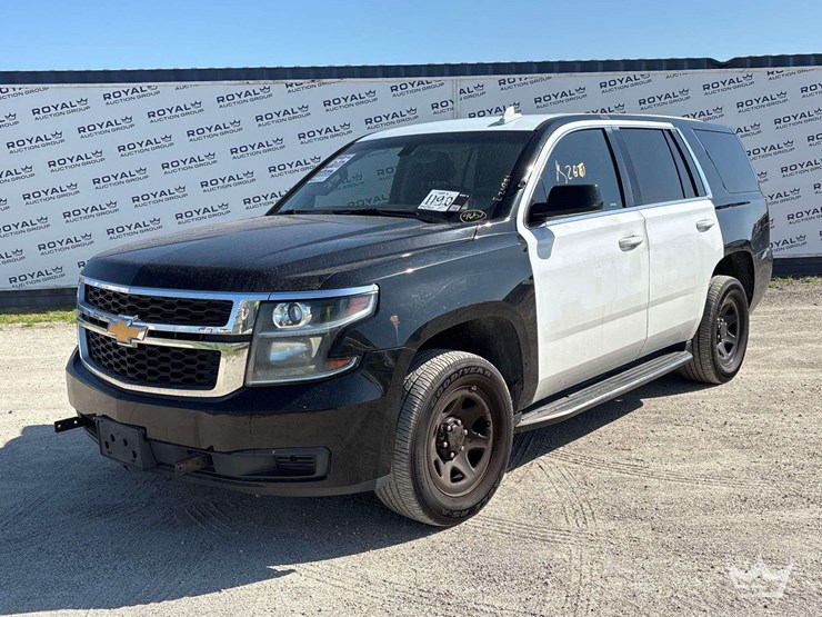 2018-chevrolet-tahoe-image-1