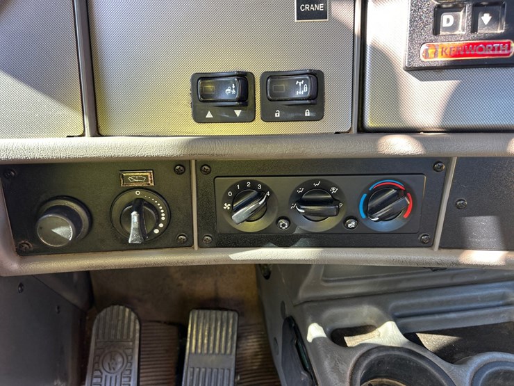2018-kenworth-t270-image-99